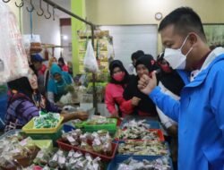 Belanja Senang Sehat Bareng Polresta Sidoarjo di Pasar Tulangan