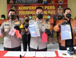 Polresta Sidoarjo Sikat Judi Online, Ringkus Enam Tersangka