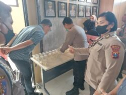 Pasca Penyalahgunaan Narkoba di Wilayahnya, Kapolresta Sidoarjo Beserta Anggota Melakukan Tes Urine