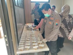 Pasca Penyalahgunaan Narkoba di Wilayahnya, Kapolresta Sidoarjo Beserta Anggota Melakukan Tes Urine