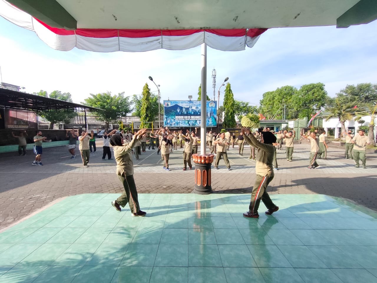 Jaga Kebugaran, Kodim 0815/Mojokerto Senam Ceria Bersama