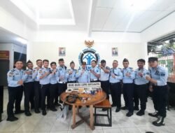 Pencegahan Adanya Gangguan Kamtib, Lapas Kotaagung Kembali Gelar Razia Kamar Hunian Sekaligus Tes Urine WBP
