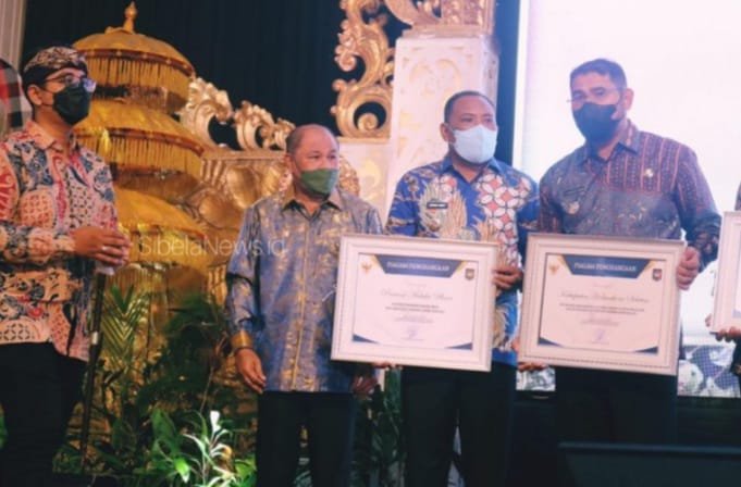 Pemda Halsel Dapat Penghargaan Atas Pencapaian Peringkat Pertama Penurunan Stunting