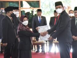 Lantik 10 Pejabat Eselon II, Bupati Gus Muhdlor: Berikan Pelayanan Terbaik Untuk Warga Sidoarjo