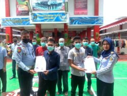 Aktif Ikuti Pembinaan Dengan Baik, 12 Orang WBP Rutan Kota Agung Diberikan Asimilasi
