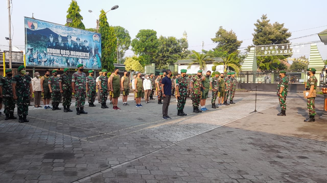 Simak Cara Prajurit & PNS Kodim 0815/Mojokerto Jaga Stamina