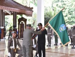 Bendera Patakan Lambang Daerah Provinsi Jawa Timur Tiba di Kabupaten Sidoarjo