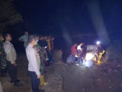 RAPI Aceh Timur Bantu Evakuasi Mayat di Krueng Peureulak