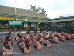 Koramil 0815/08 Dawarblandong Buka Diklat Saka Wira Kartika