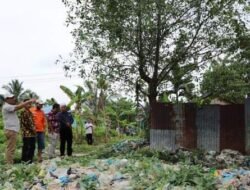 Bupati Tanjab Barat Tinjau Sejumlah Infrastruktur Jalan Yang Rusak Di Kota Kuala Tungkal