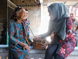 Ning Sasha Antar Ransuman ke Rumah Lansia, Pastikan Program Bantuan Makan Gratis Berjalan Lancar