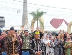 Ketua Dekranasda Provinsi Jambi Apresiasi Langkah Pemkab dan Dekranasda Tanjab Barat Lestarikan Batik Lokal