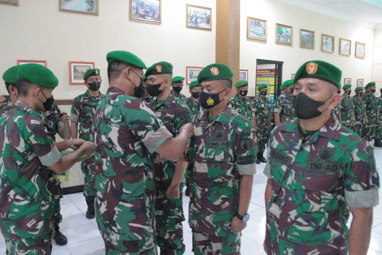 Kodim 0815/Mojokerto Gelar Acara Kenaikan Pangkat & Purna Tugas