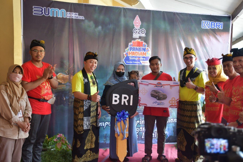 Panen Hadiah Simpedes BRI Kantor Cabang Mojokerto Diadakan di Kampung Majapahit