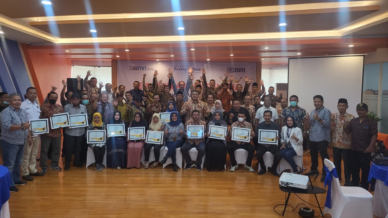 Edukasi Cashless Transaction, BRI Mojokerto Rutin Adakan Gathering Temu Mitra Agung