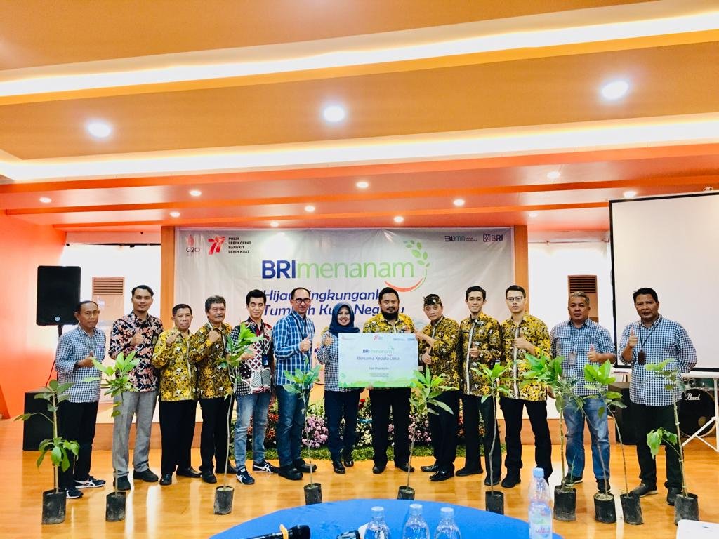 Gerakan BRI Menanam, Wujud Kepedulian BRI Mojokerto Terhadap Lingkungan
