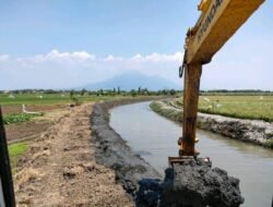 Masuk Musim Penghujan Tiga OPD Disiagakan, Gus Muhdlor Kebut Normalisasi Puluhan Kali di Sidoarjo