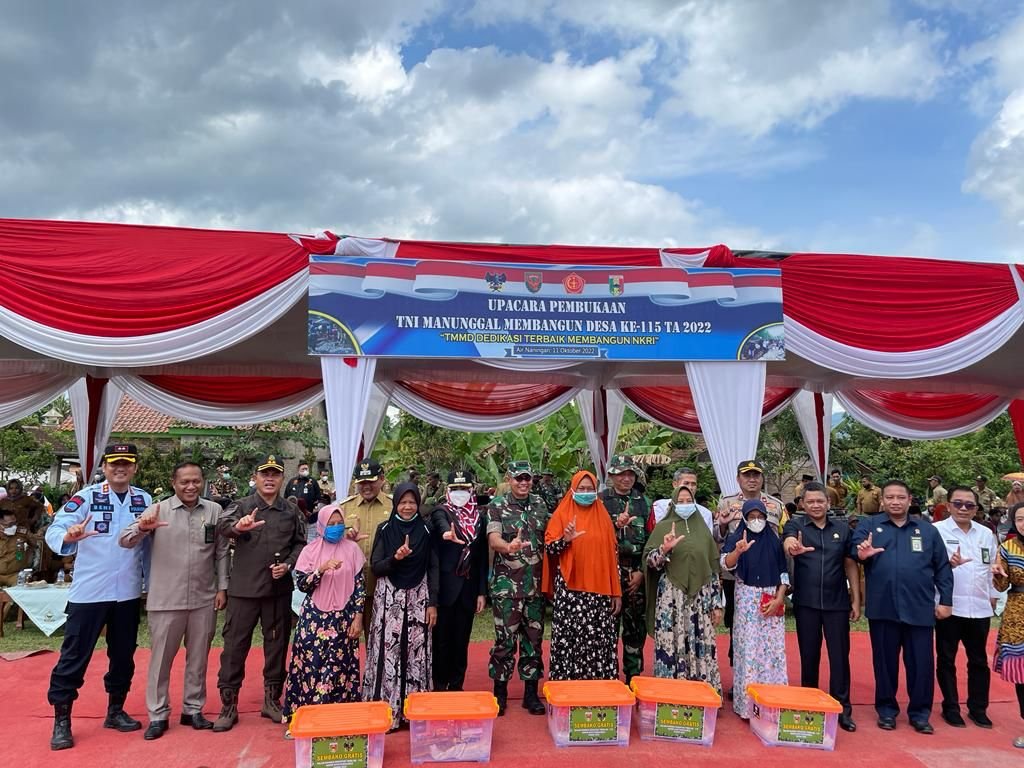 Kalapas Kotaagung Hadiri Pembukaan TNI Manunggal Membangun Desa ke-115