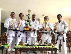 Tony Lepas Kontingen Atlet Karate BKC Lampung Mengikuti Kejurnas Karate Di Bandung