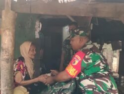 Pastikan Tak Ada Kesulitan Pangan,  Babinsa Koramil Gondang Masuk Dapur Warga