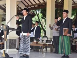 Pimpin Upacara Hari Santri Nasional, Bupati Gus Muhdlor Sampaikan Santri Bisa Menjadi Apa Saja