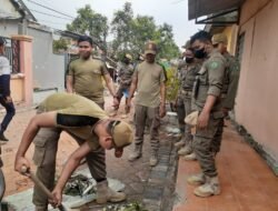 Kepedulian SatPol PP Sidoarjo Terhadap Warga Terdampak Pasca Puting Beliung