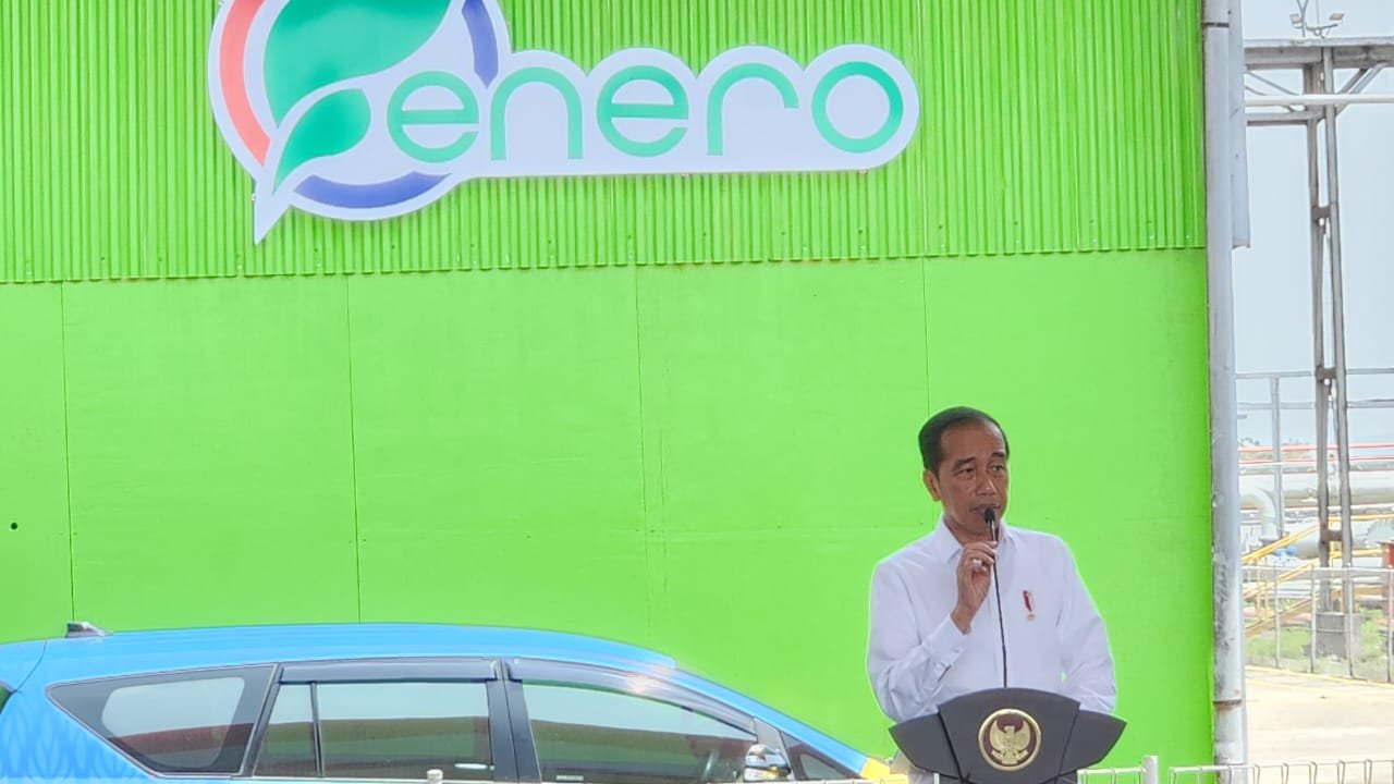 Kunjungi PT. Enero, Jokowi Resmikan Bioetanol untuk Ketahanan Energi