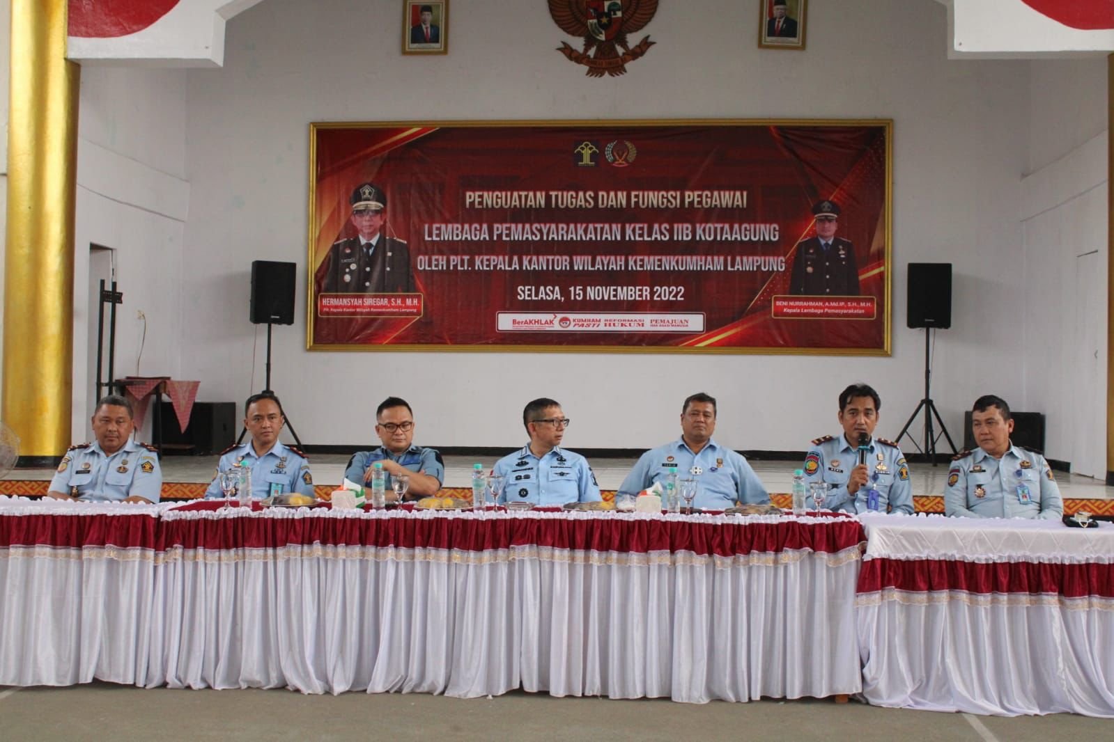 Plt. Kakanwil Beri Penguatan Tugas dan Fungsi Sekaligus Panen Ubi Jalar Bersama Lapas Kotaagung