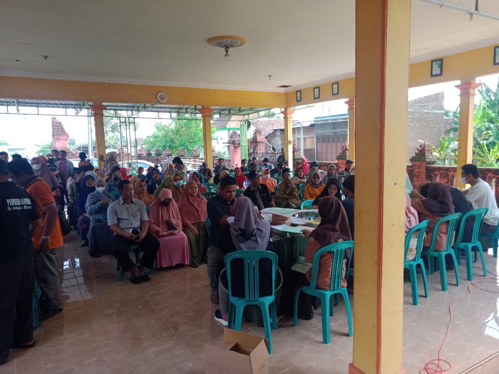 250 Sertifikat PTSL Desa Baureno Dibagikan