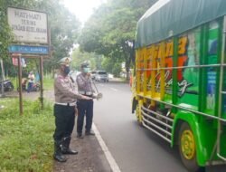 Libur Nataru, Polres Bondowoso Lakukan Public Addres di Jalur Rawan Kecelakaan