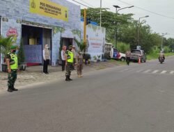 Koramil 0815/05 Gedeg Amankan Nataru Di Pos Pantau Exit Tol Mojokerto Barat