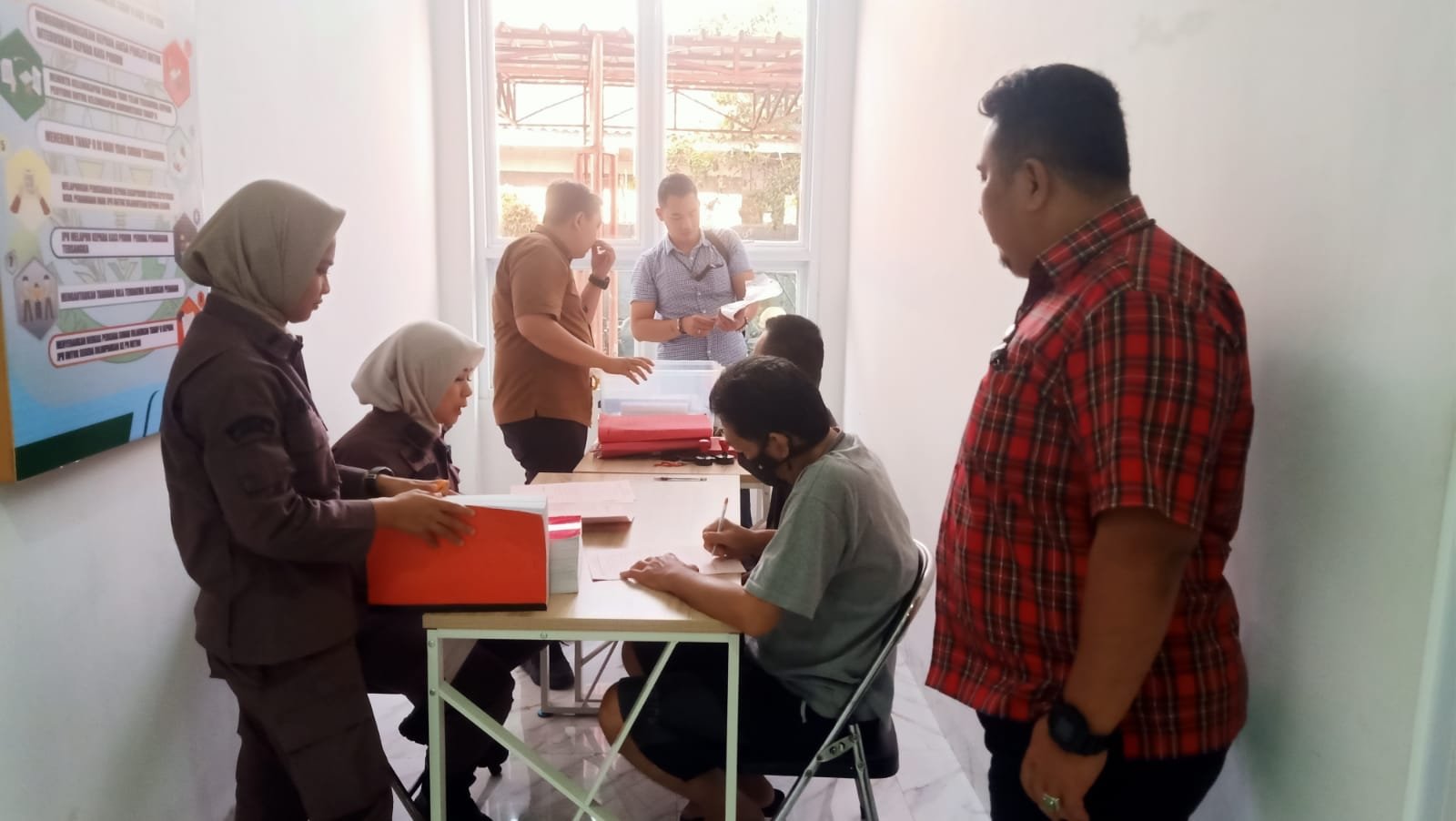 Berkas Perkara Kasus Investasi Bodong Trading Forex Dilimpahkan Ke Kajari Metro