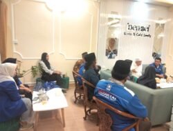 Bekali Bacaleg PAN Mojokerto, Kiai Asep Optimis PAN Bisa Raih Kursi Terbanyak