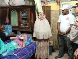 Peduli Warga Yang Sakit, Polsek Nurussalam Polres Aceh Timur Serahkan Bantuan