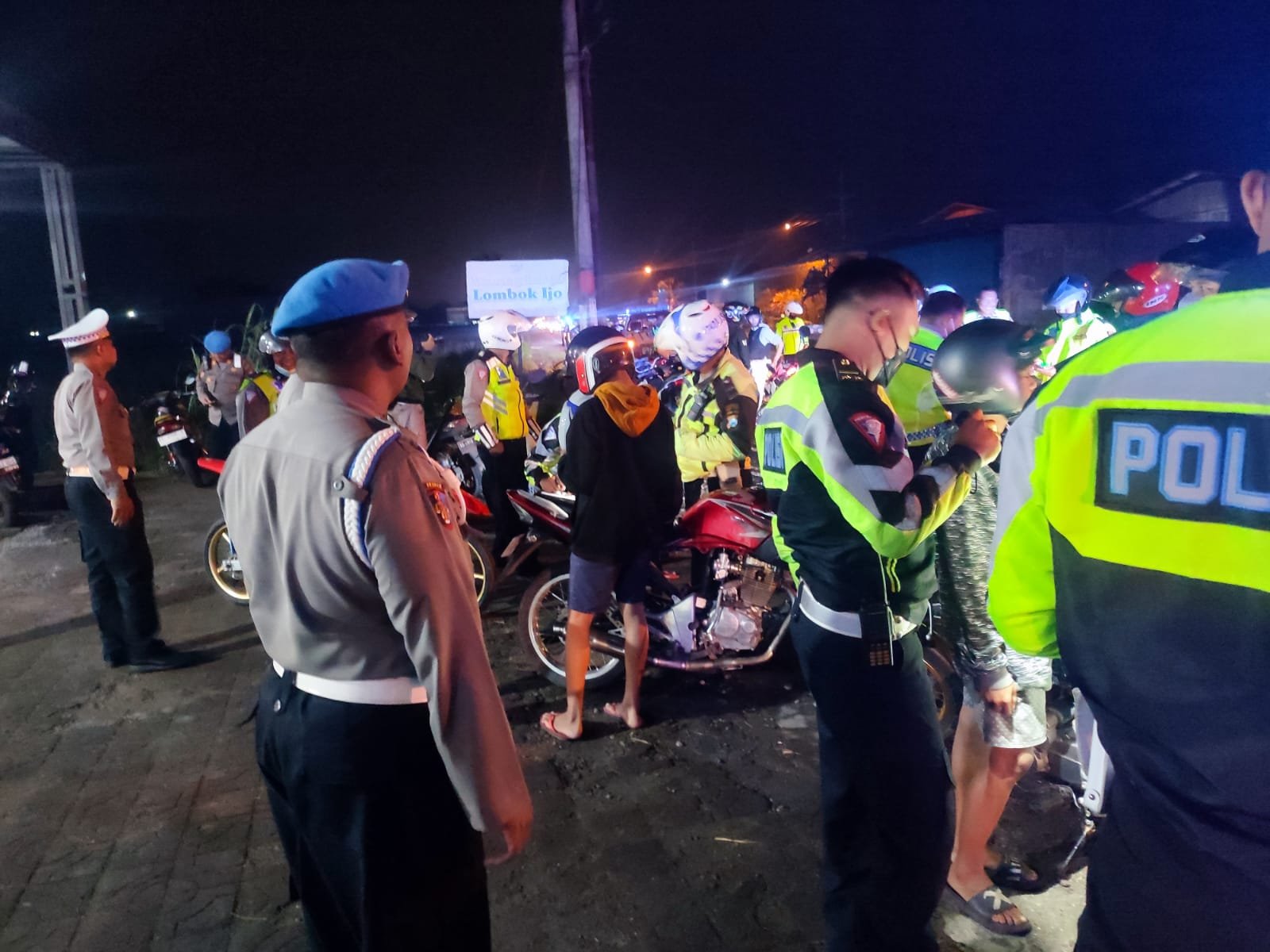 Polisi Amankan Puluhan Kendaraan R2 Berknalpot Brong di Tulungagung