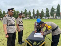 Kapolres Lampung Utara Pimpin Serah Terima Jabatan Kapolsek Abung Barat Dan Pemberian Reward Kepada Personel