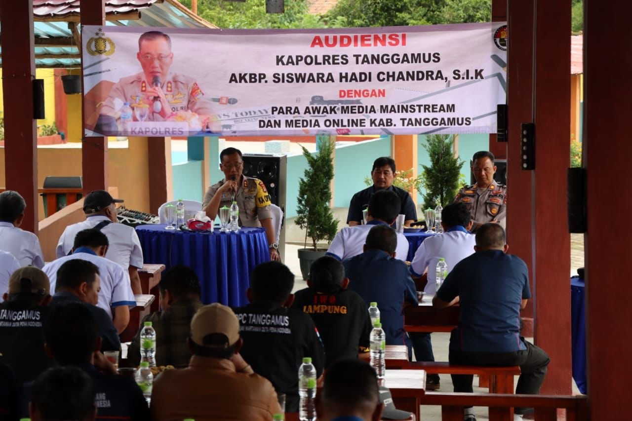Kapolres Tanggamus Gelar Silaturahmi dan Audiensi Bersama Awak Media