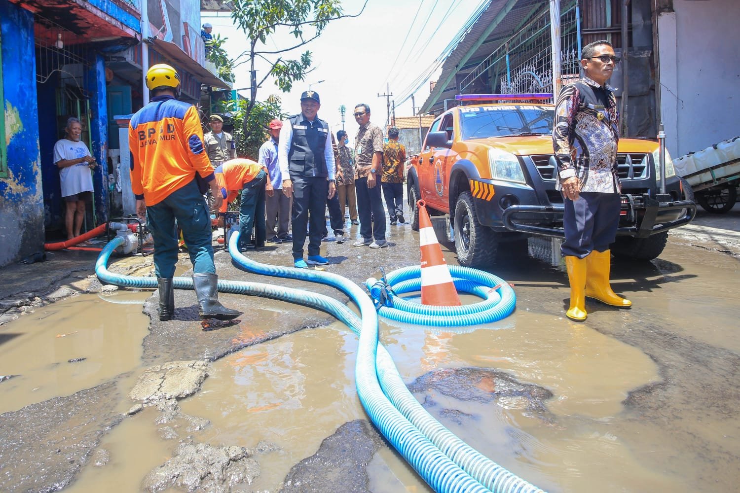 Pemkab Sidoarjo Respon Cepat Perbaiki Jalan Berlubang di Kureksari Waru
