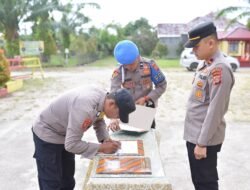 Perangi Narkoba, Kapolsek Peureulak Barat dan Anggota Tanda Tangani Pakta Integritas