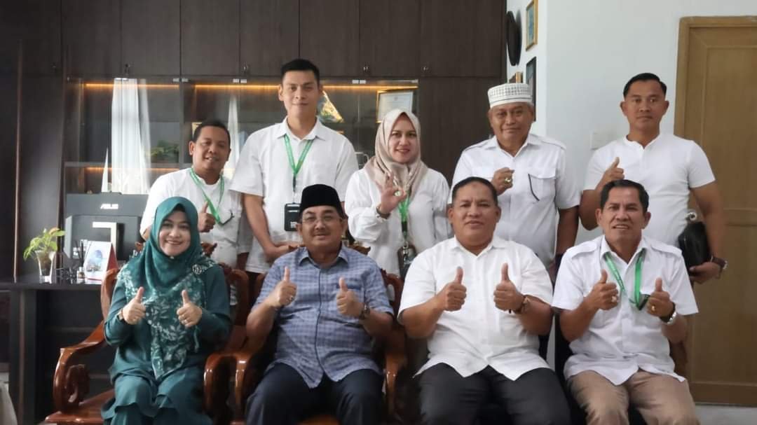 Bupati Tanjabbar Lakukan Kunjungan Silaturahmi ke YAPISTA