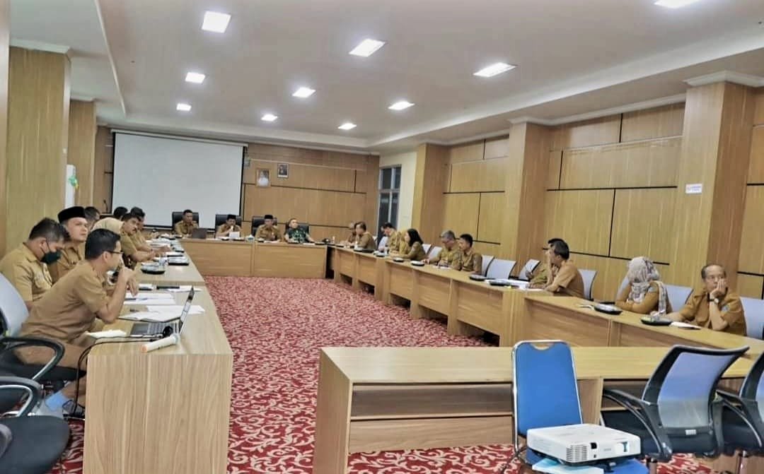 Bupati Tanjabbar Pimpin Rapat Pelaksanaan Konvergensi Percepatan Penurunan Stunting Kabupaten Tanjabbar
