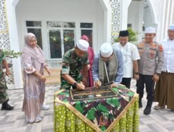 Bupati Anwar Sadat Resmikan Masjid As-Syarif Kodim 0419/Tanjab