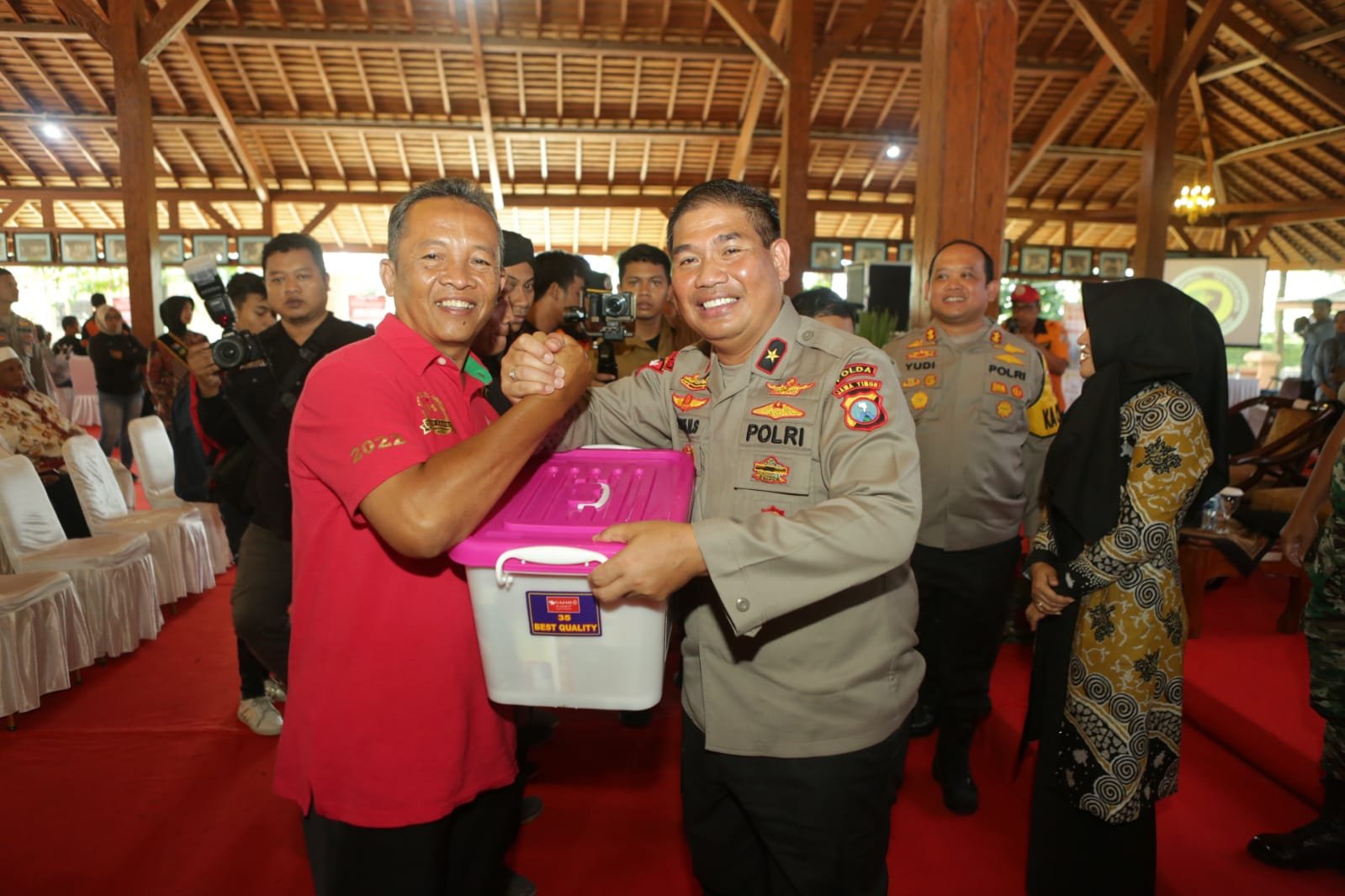 Wakapolda Jatim Gelar Jumat Curhat di Pendopo Agung Trowulan Mojokerto