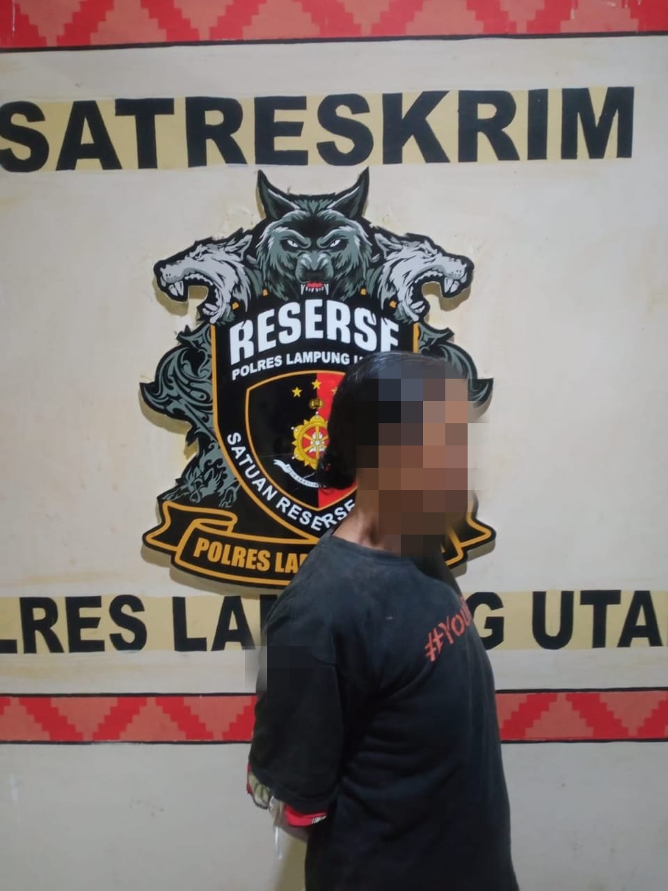 Lantaran Aksinya Dipergokin Tuan Rumah, Pelaku Pukul Kepala Korban Menggunakan Sepotong Kayu