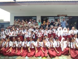 Mahasiswa KKN IKHAC Mojokerto Beri Sosialisasi Edukasi Seks di SDN Kunjorowesi