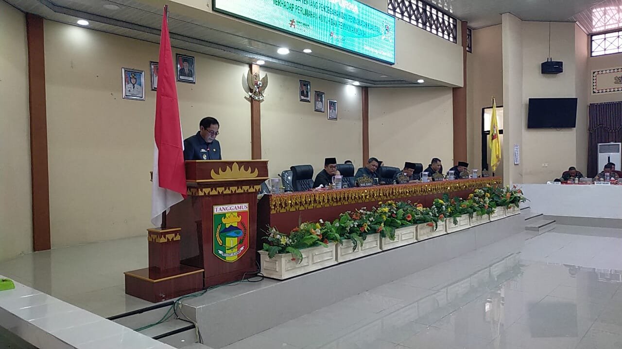 DPRD Tanggamus Gelar Rapat Paripurna Penyampaian Ranperda, Pencegahan Dan Peningkatan Perumahan Serta Pemukiman Kumuh