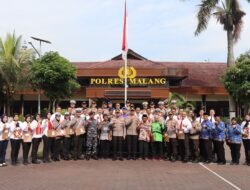 Peringati HKN, Kapolres Malang Beri Penghargaan Personel dan Masyarakat