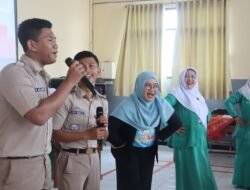 Sinergitas Edukasi Remaja, Plato Bersama Dengan Fatayat NU Sedati Sidoarjo, Gelar Sosialisasi Pencegahan Stunting dan Kesehatan Reproduksi Di SMK Penerbangan Dharma Wirawan Sidoarjo