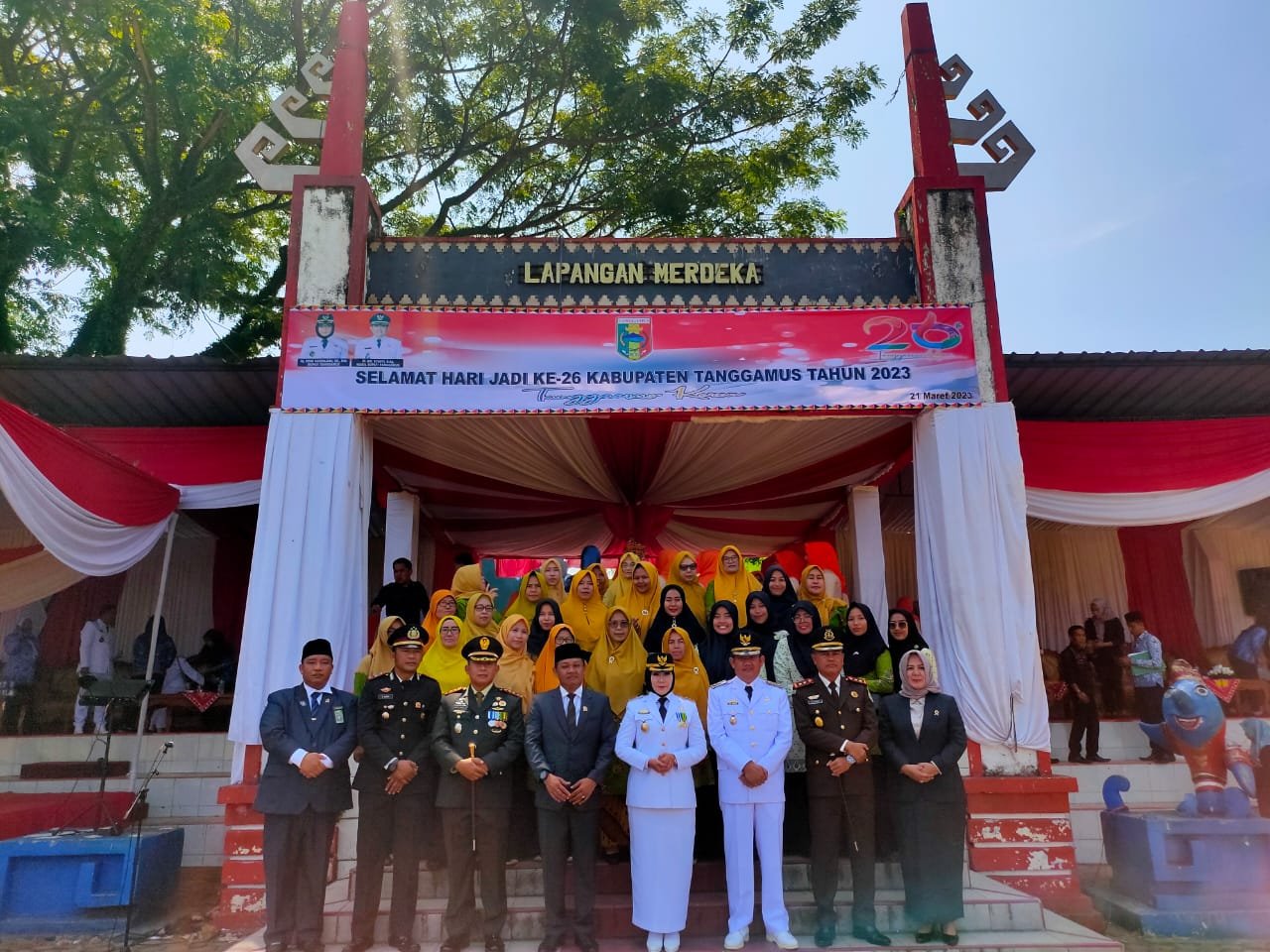 Bupati Dewi Handajani Pimpin Upacara HUT Tanggamus Ke - 26