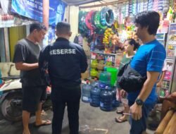 Kerap Picu Kriminalitas, Polsek Kedaton Lakukan Razia Minuman Keras Di Sejumlah Warung Klontongan